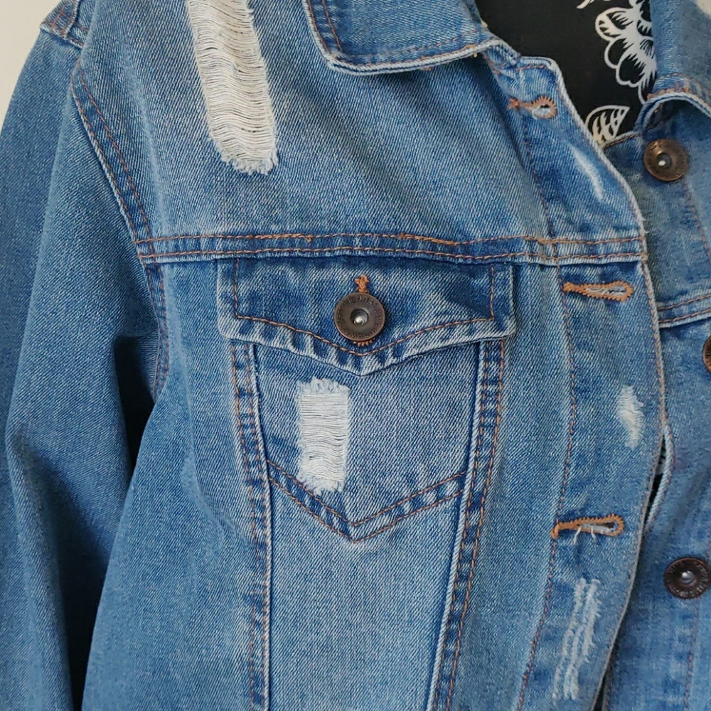 Jean Jacket - Picture 2 of 4